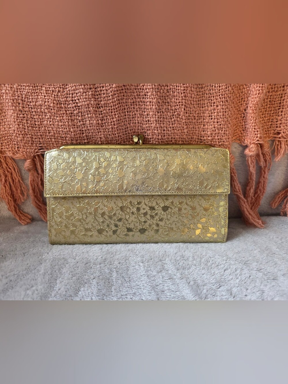 Vintage Rolfs Gold Leaf-Embossed Wallet